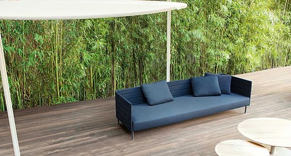 Диван с обитой спинкой на четыре места из ткани PAOLA LENTI Frame on B18AB фабрика PAOLA LENTI из Италии. Фото №4