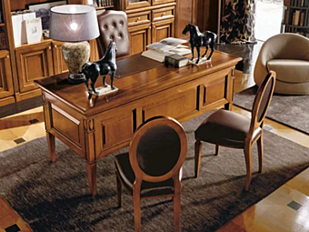 Письменный стол с ящиками из вишневого дерева Martini Interiors Torino фабрика MARTINI INTERIORS из Италии