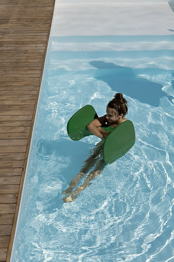 Кофейный столик квадратной формы из пластика для сада Kristalia Font 25FON03 фабрика Kristalia из Италии. Фото №8