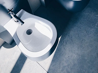 Настенный керамический биде PEAR AGAPE фабрика Agape из Италии