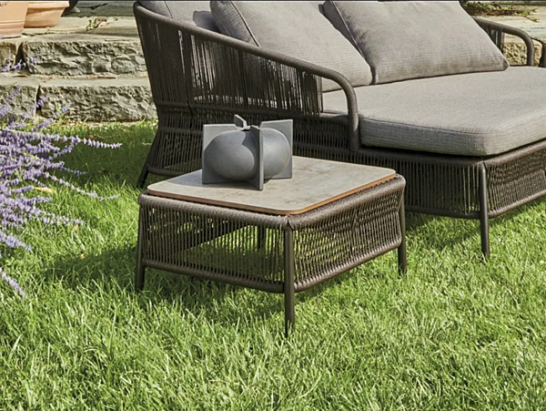 Садовый боковой столик из синтетического волокна VARASCHIN Cricket 14870 фабрика VARASCHIN из Италии. Фото №1