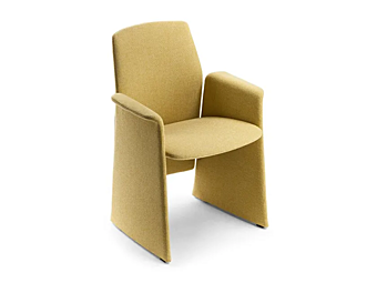 Кресло с обивкой из ткани и подлокотниками POLTRONA FRAU Downtown Conference фабрика POLTRONA FRAU из Италии