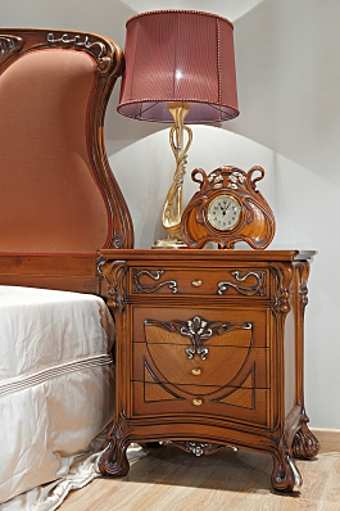 Тумбочка MEDEA 2052 фабрика MEDEA из Италии