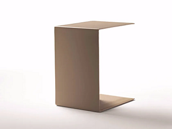 Прямоугольный кофейный стол из натуральной кожи FLEXFORM Plain фабрика FLEXFORM из Италии