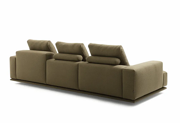Диван с мягкой спинкой из ткани или кожи ZANOTTA SHIKI 1247/302DX фабрика ZANOTTA из Италии. Фото №3
