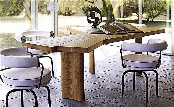 Стол CASSINA Ventaglio фабрика CASSINA из Италии. Фото №1