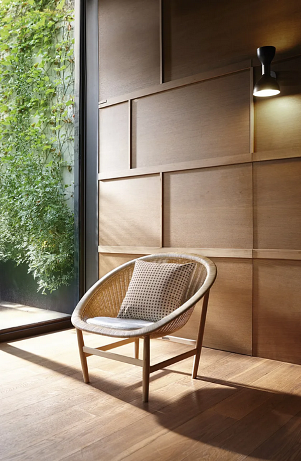 Кресло с подлокотниками из ротанга KETTAL  Basket KS1000100 фабрика KETTAL из Италии. Фото №5