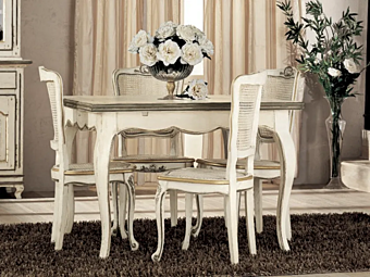 Раскладной квадратный стол из массива дерева Interiors Italia PR403 фабрика Interiors Italia из Италии