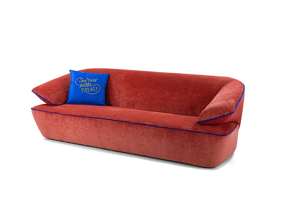 Диван на три места с обитой спинкой из ткани EGOITALIANO Momo фабрика Egoitaliano из Италии. Фото №2