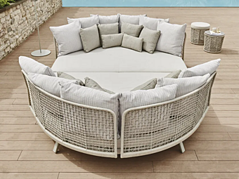 Садный диван кровать с обитой спинкой из синтетического волокна VARASCHIN EMMA FAMILY 23639 фабрика VARASCHIN из Италии