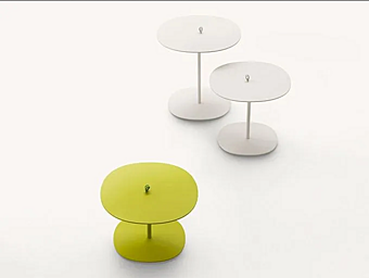 Круглый алюминиевый садовый боковой столик PAOLA LENTI Strap B83A фабрика PAOLA LENTI из Италии