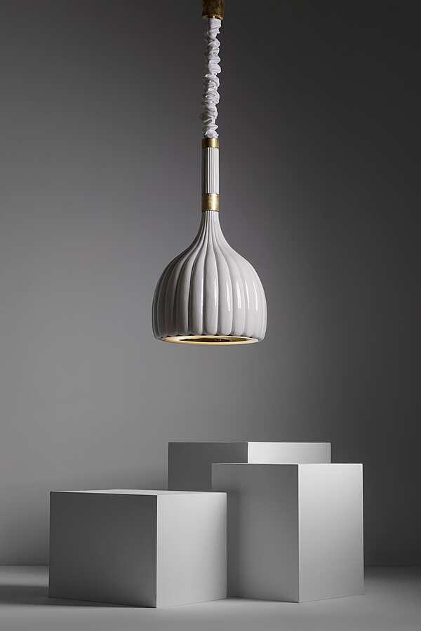 Полированная белая керамическая люстра с латунной рамой  SIGMA L2  7317 фабрика SIGMA L2 из Италии. Фото №2