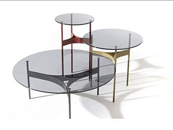 Кофейный столик круглой формы из стекла и стали MOROSO Yumi 934 фабрика Moroso из Италии