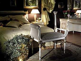 Банкетка ASNAGHI INTERIORS PC7516 Банкетка ASNAGHI INTERIORS PC7516 фабрика ASNAGHI INTERIORS из Италии