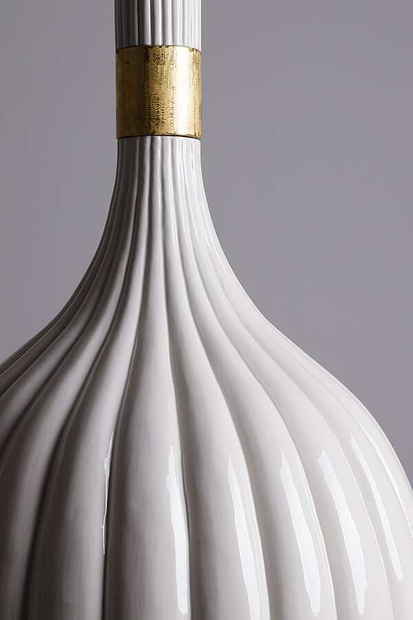 Полированная белая керамическая люстра с латунной рамой  SIGMA L2  7317 фабрика SIGMA L2 из Италии. Фото №3