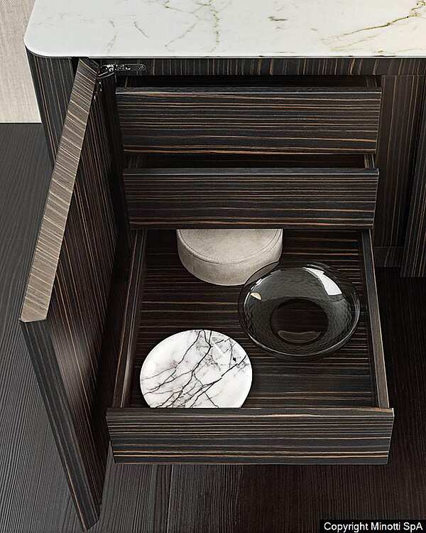 Тумба MINOTTI Lou "Sideboard" Christophe Delcourt фабрика Minotti из Италии. Фото №14