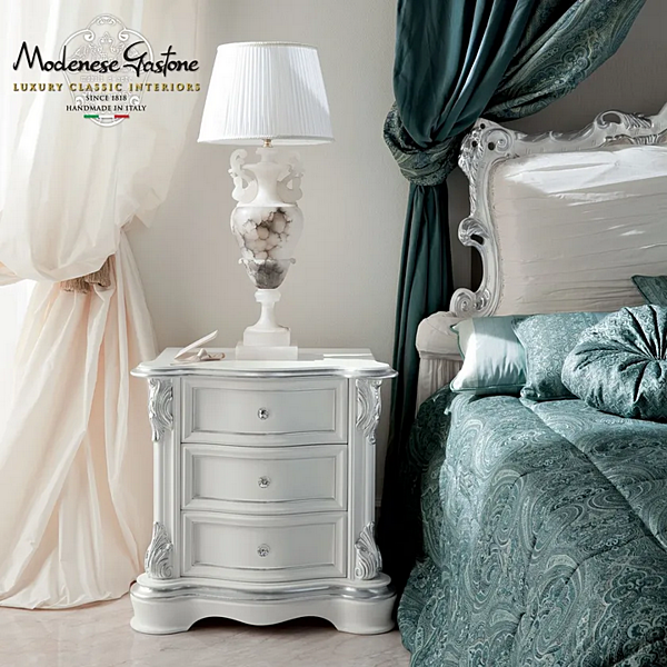 Прикроватная тумбочка с ящиками из дерева MODENESE GASTONE 13206 фабрика MODENESE GASTONE из Италии. Фото №2