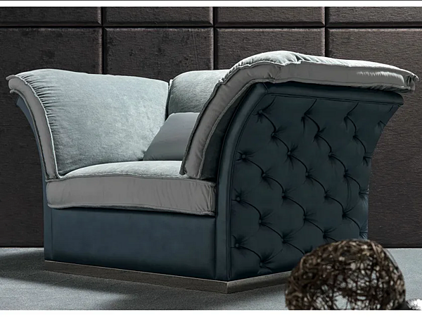 Кресло с подлокотниками из tufted ткани CORTEZARI Tiago 693 фабрика CORTE ZARI из Италии. Фото №1