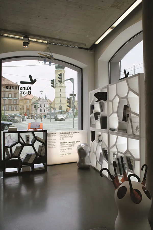 Двусторонняя книжная полка из дерева OPUS INCERTUM CASAMANIA & HORM фабрика Casamania & HORM из Италии. Фото №7