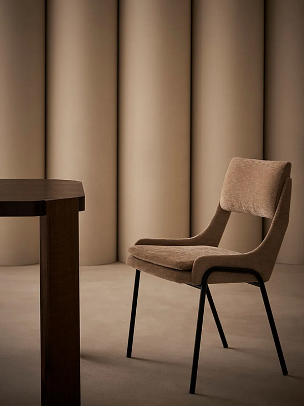 Кресло с тканевой обивкой Nube Italia CAROL фабрика Nube Italia из Италии. Фото №2