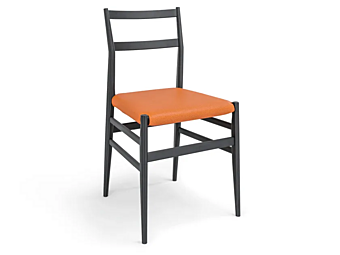 Стул из массива дерева Leggera Pro CASSINA