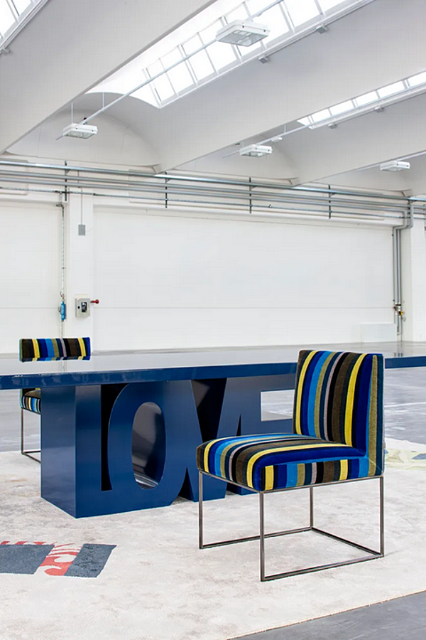 Деревянный стол из коллекции ERBA ITALIA Love фабрика ERBA ITALIA из Италии. Фото №7