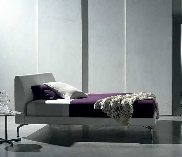 Кровать POLTRONA FRAU Eosonno фабрика POLTRONA FRAU из Италии. Фото №5