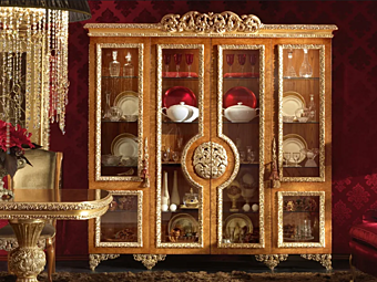 Витрина из дерева с стеклянными дверцами A.R.ARREDAMENTI SRL Royal 712/A
