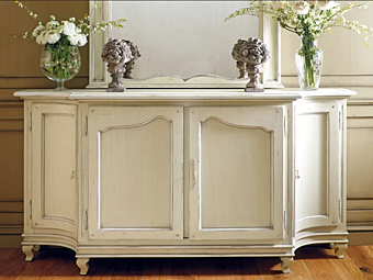Буфет из массива дерева с дверцами Interiors Italia PR105
