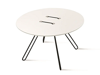 Низкий круглый боковой стол из джута Casamania & Horm Twine фабрика Casamania & HORM из Италии