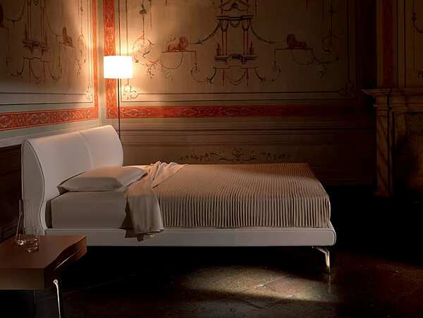 Кровать POLTRONA FRAU Eosonno фабрика POLTRONA FRAU из Италии. Фото №7