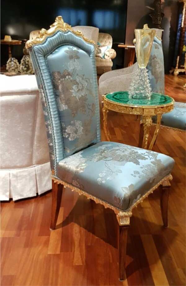Классический стул с мягкой обивкой, выполненный со вкусом. фабрика ZANABONI из Италии. Фото №1