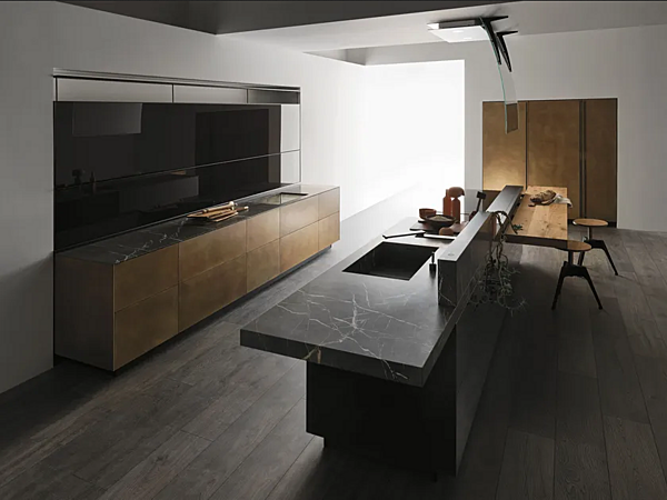 Кухня с островом из латуни VALCUCINE Armatica Antique Brass фабрика VALCUCINE из Италии. Фото №1