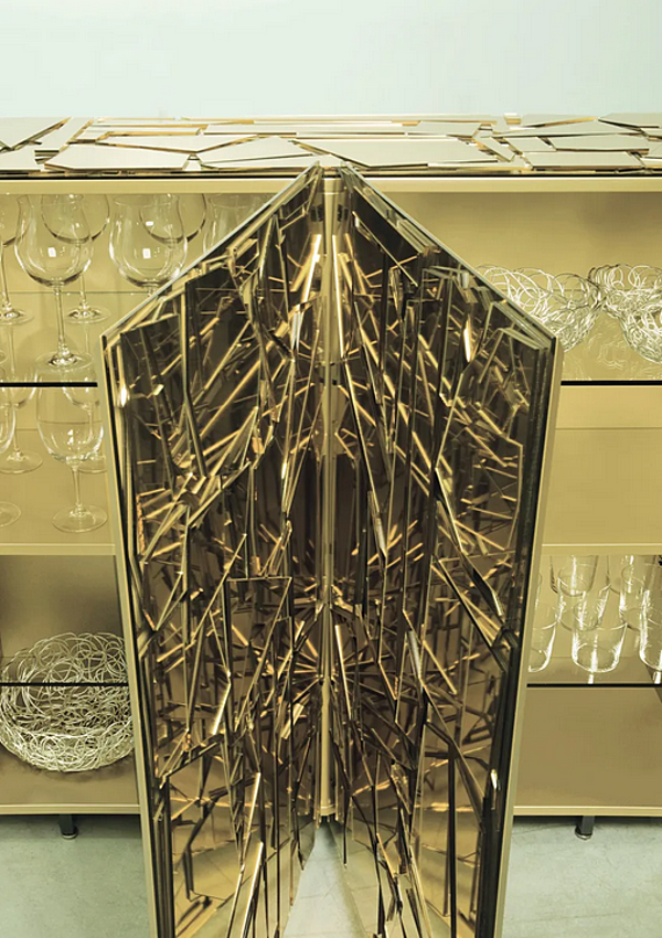 Стеклянный боковой шкаф с дверцами Эдра SCRIGNO фабрика EDRA из Италии. Фото №7