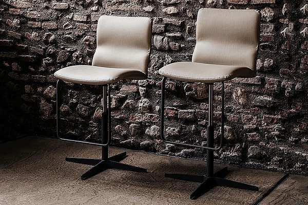 Барный стул CATTELAN ITALIA Alessio Bassan VICTOR фабрика CATTELAN ITALIA из Италии. Фото №5
