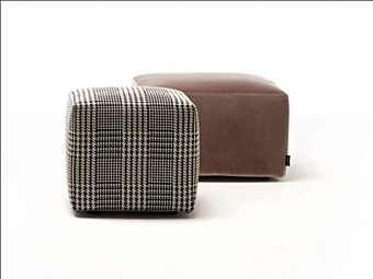 Квадратный пуф из ткани Mussi Dama
