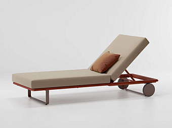 Шезлонг с мягкой спинкой из текстиля KETTAL Bitta 70600-40A-00-