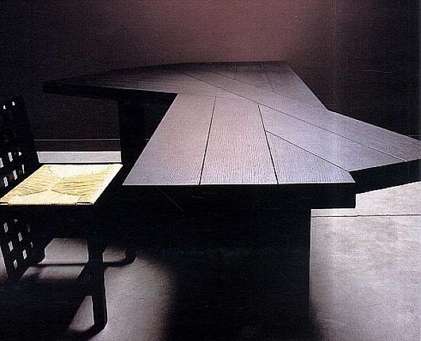 Стол CASSINA Ventaglio фабрика CASSINA из Италии. Фото №2