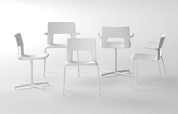 Стул DESALTO Kobe - chair with tubular frame фабрика DESALTO из Италии. Фото №1
