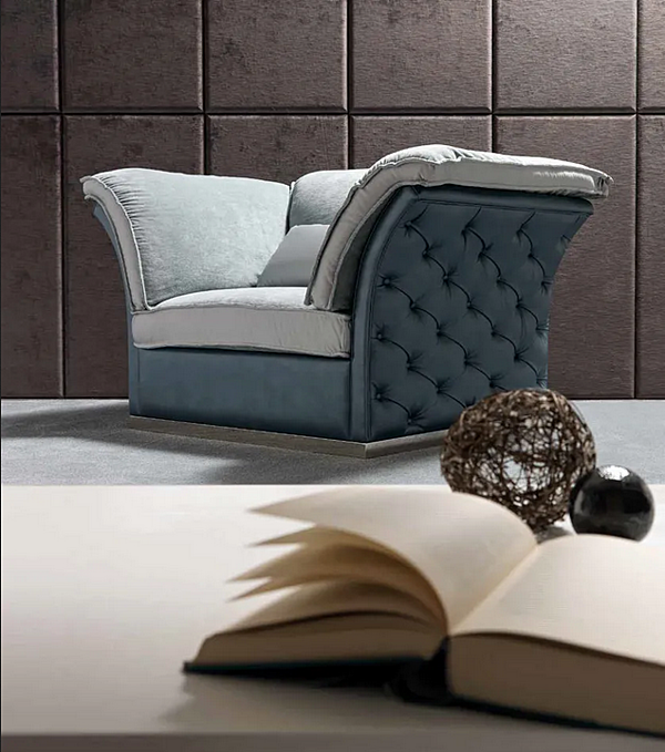 Кресло с подлокотниками из tufted ткани CORTEZARI Tiago 693 фабрика CORTE ZARI из Италии. Фото №3