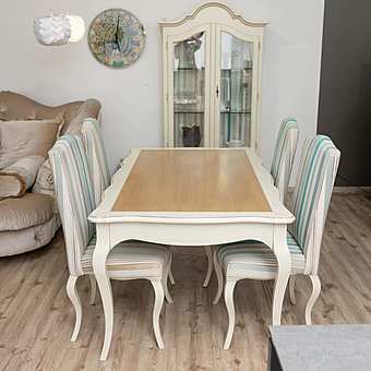 Стол и стулья Aston фабрика TONIN CASA из Италии