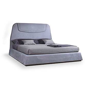 Двуспальная кровать с обитой спинкой из кожи CARPANELLI Madison LE27 фабрика CARPANELLI из Италии