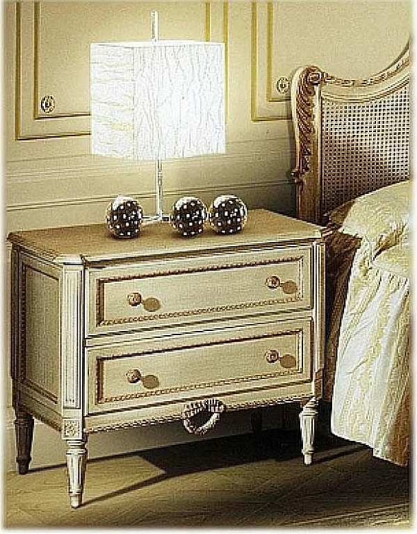 Тумбочка ANGELO CAPPELLINI BEDROOMS Cimarosa 4201 фабрика ANGELO CAPPELLINI из Италии. Фото №1