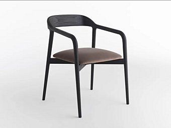 Кресло с подлокотниками из ткани Velasca Casamania & Horm фабрика Casamania & HORM из Италии