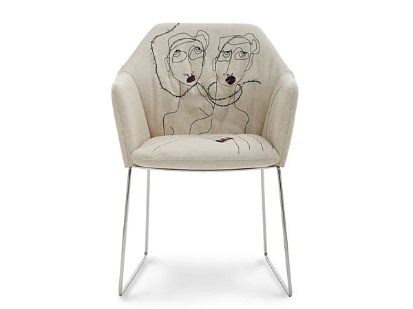 Кресло с подлокотниками из ткани SABA New York - chair 2153 2 фабрика SABA из Италии. Фото №1