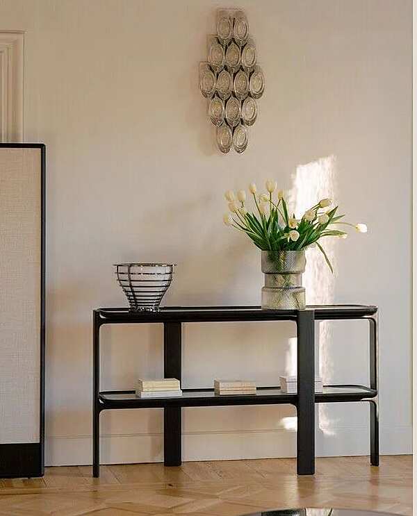 Консоль из дерева с двумя ящикамиPOLTRONA FRAU Duo Console фабрика POLTRONA FRAU из Италии. Фото №6