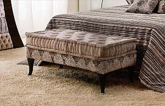 Банкетка MERONI F.LLI 286__5 фабрика MERONI 1984 из Италии