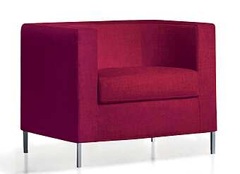 Кресло с мягкой обивкой DELLA ROVERE Pinco D297076