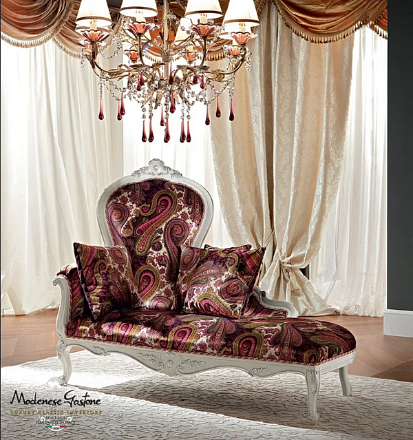 Диван с обитой спинкой из ткани MODENESE GASTONE 13429 фабрика MODENESE GASTONE из Италии. Фото №2