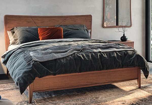 Кровать из массива дерева BELLUTTI 1312T. 1312T/180 фабрика BELLUTTI из Италии. Фото №1